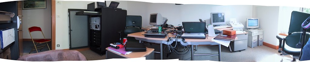 regus-computer-room